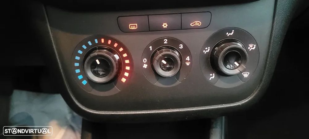 Fiat Punto 1.2 Young S&S - 14