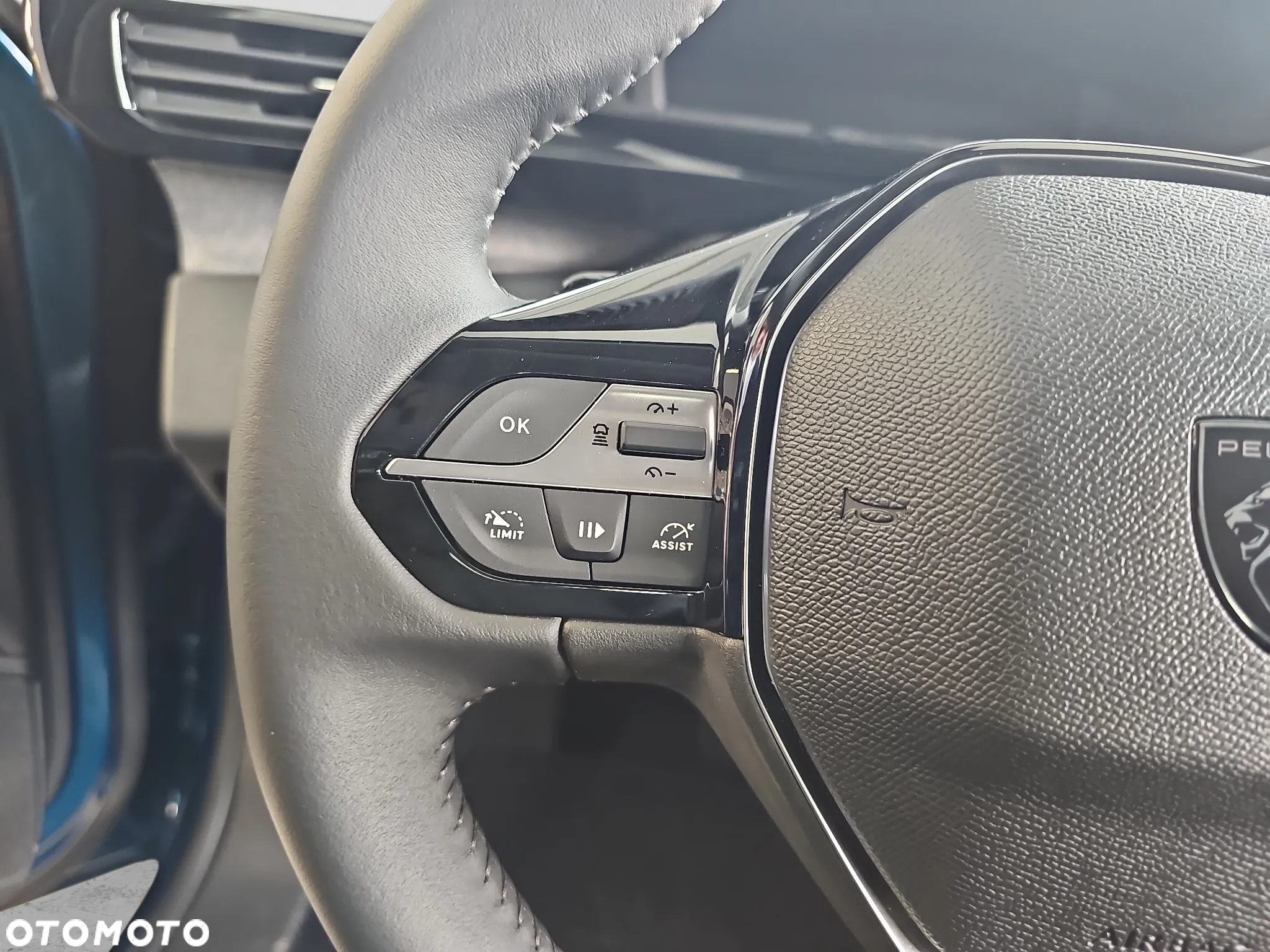 Peugeot 308 1.2 mHEV Allure S&S e-DCS6 - 15