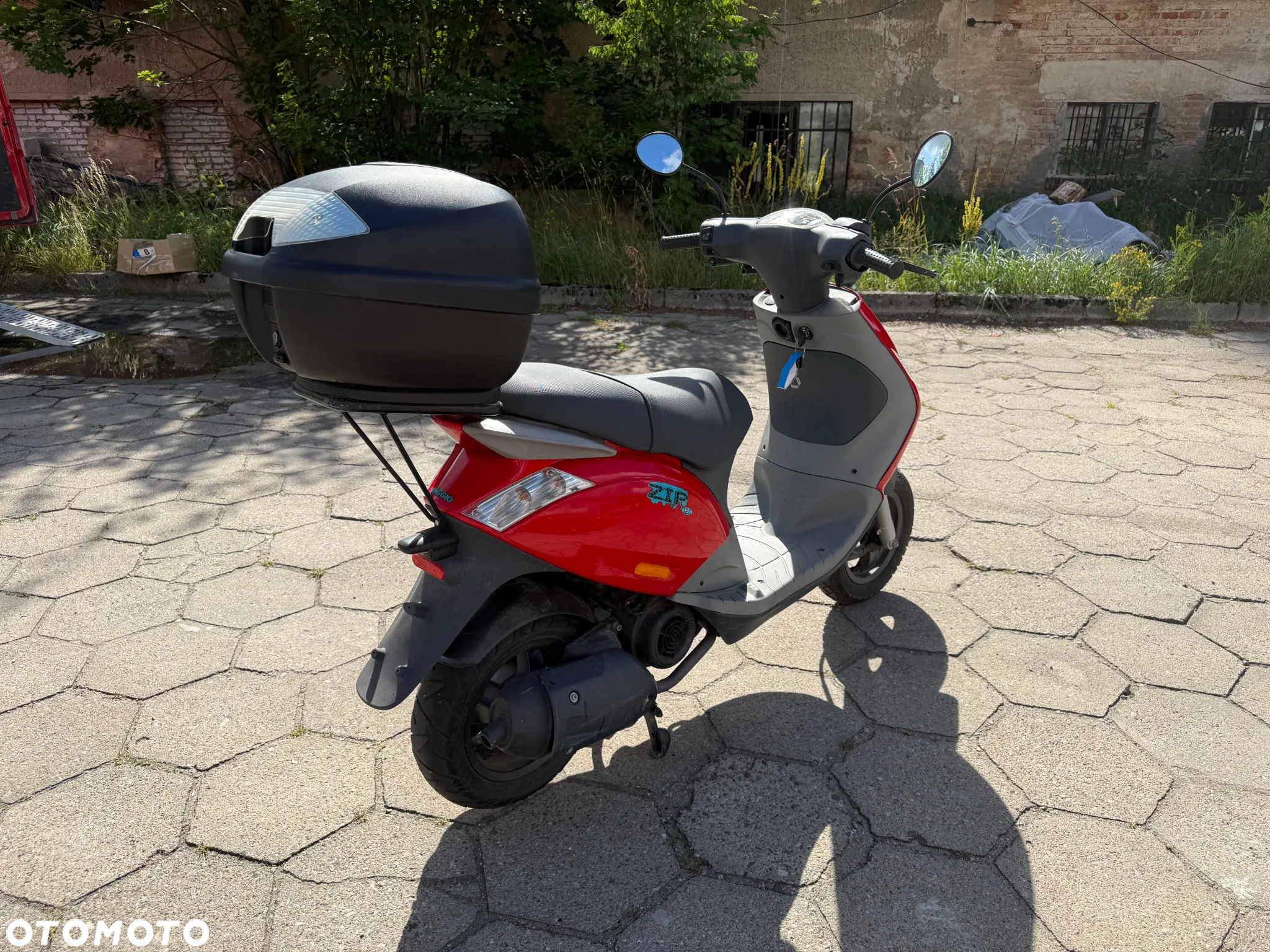 Piaggio ZIP - 10