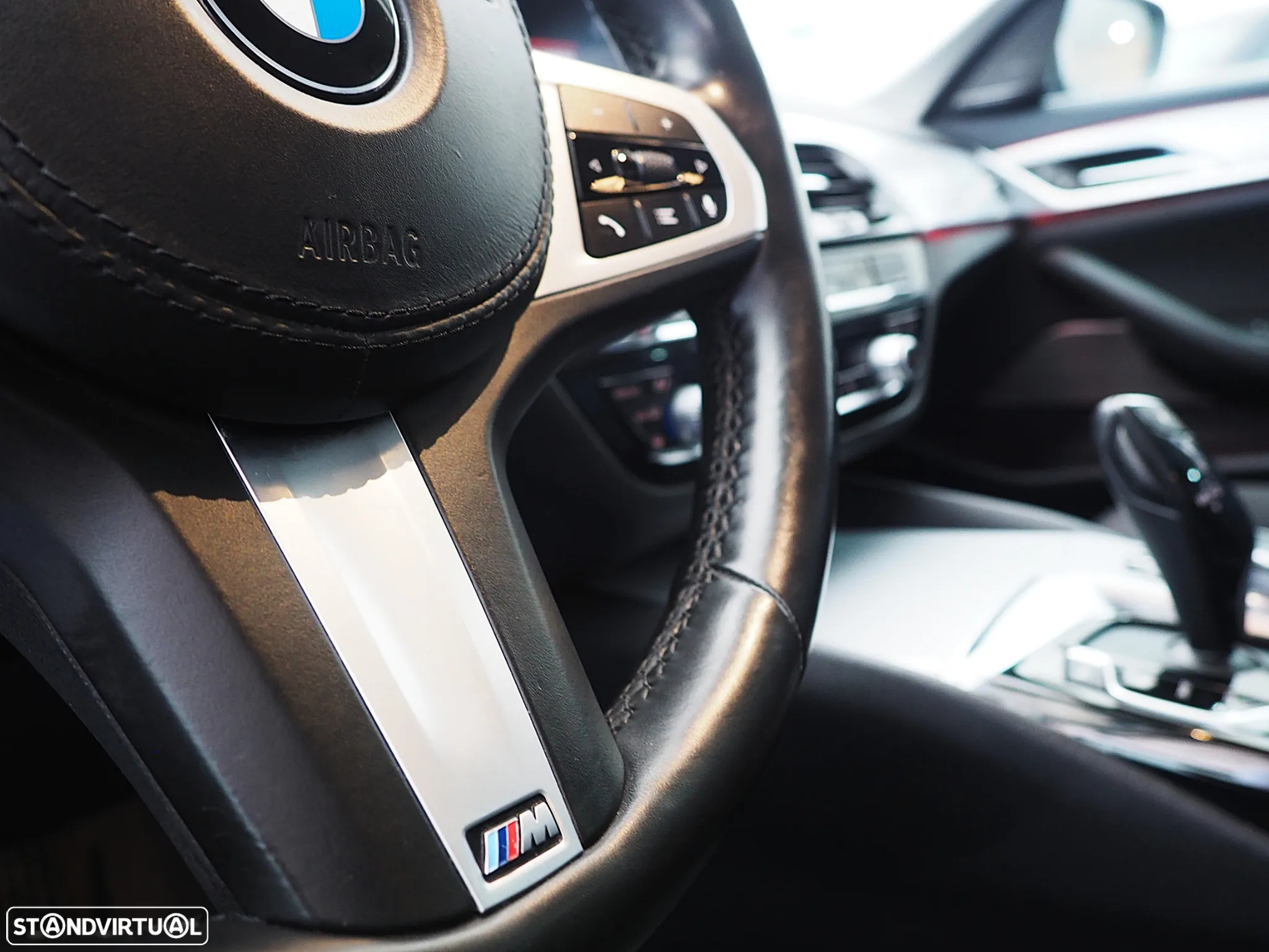 BMW 520 d xDrive Line Luxury Auto - 23