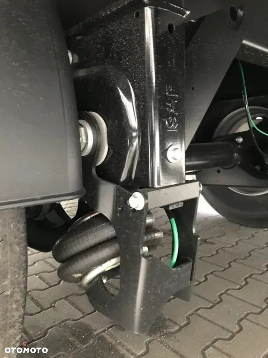 Kögel KÖGEL TYP: S 24 P 90/1.100, oś podnoszona, dach rozsuwany, 4 rzędy desek alu, 2 kosze na koła - 10