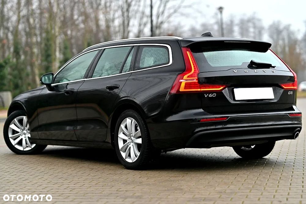 Volvo V60 D3 Momentum Pro - 8