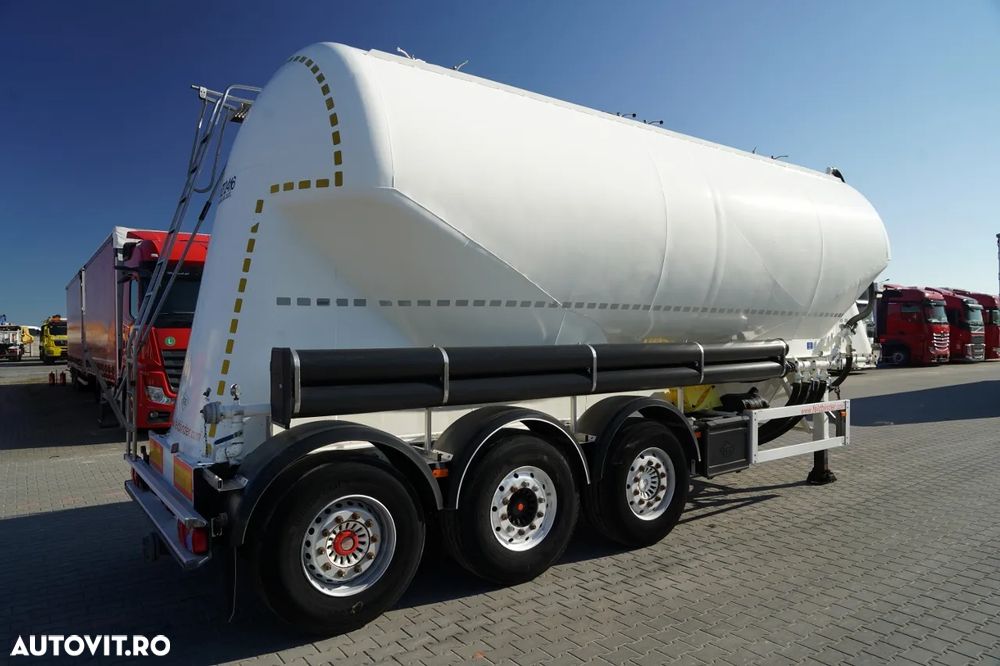 Feldbinder / REMORCA CIMENT / 3 COMPARTIMENTE / 37.000 L / SILOC / PENTRU MATERIALE VRAC / AXĂ RIDICATĂ / SAF / JANTE DIN ALIAJ - 8