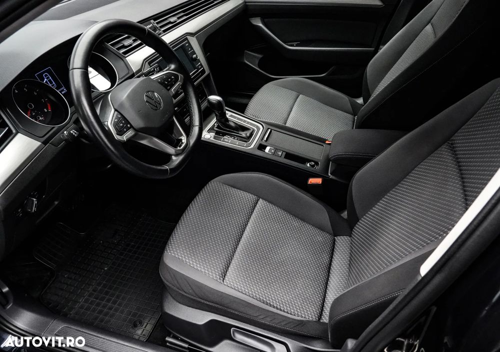 Volkswagen Passat 1.5 TSI ACT DSG Comfortline - 11