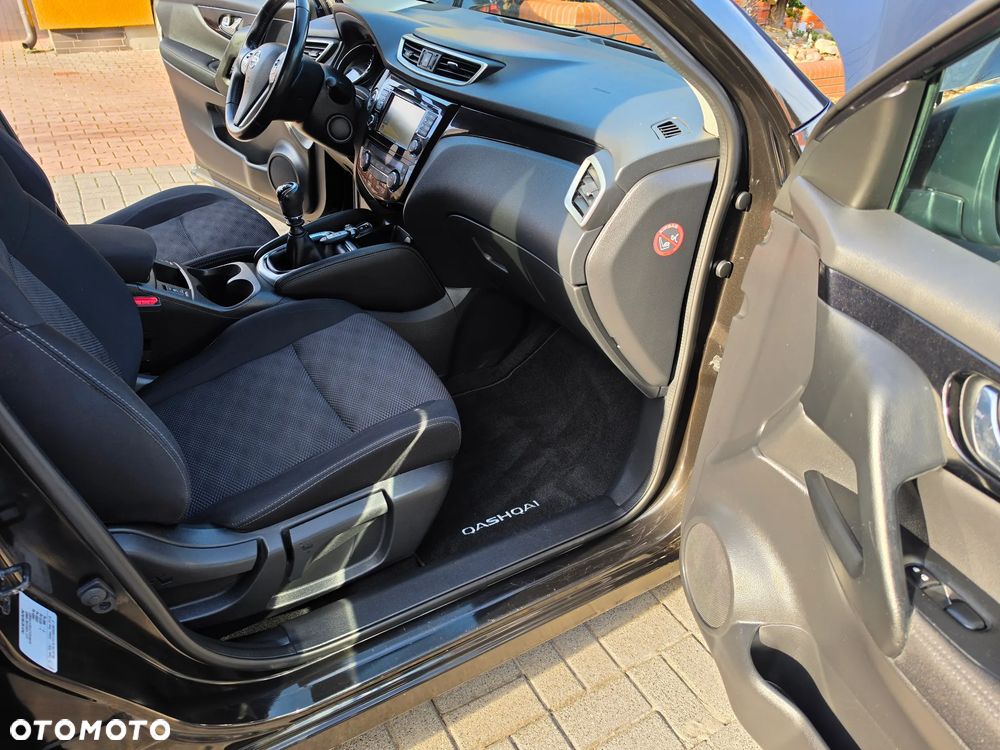 Nissan Qashqai 1.6 DIG-T 360 - 24