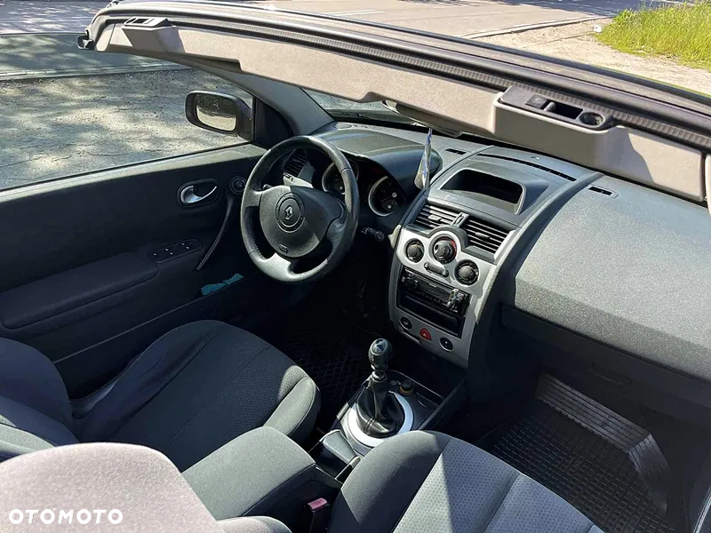 Renault Megane CC 2.0 Luxe Dynamique - 7