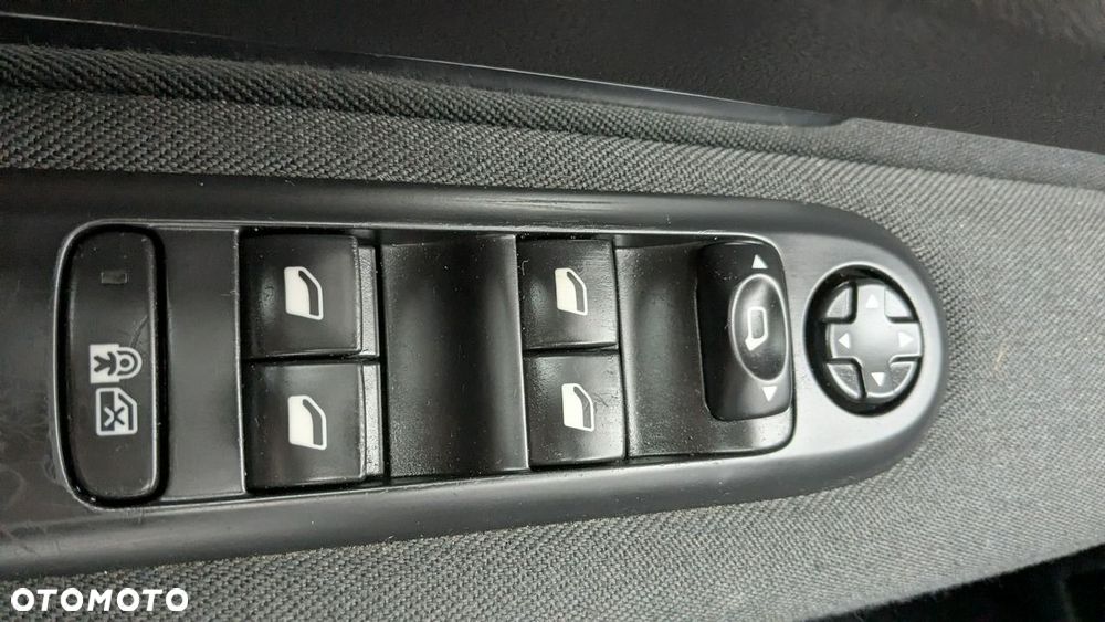 Peugeot 5008 - 33