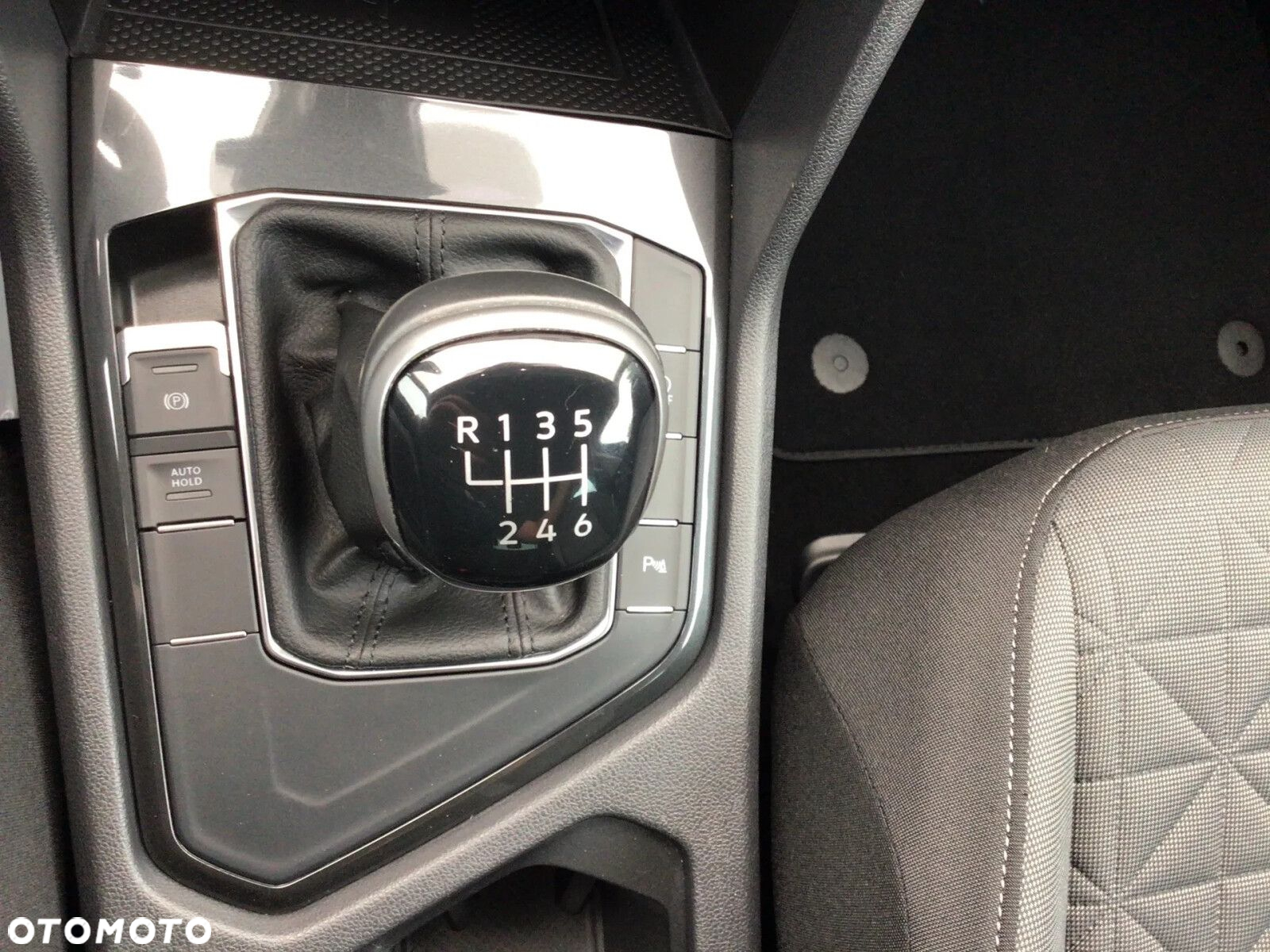 Volkswagen Tiguan 1.5 TSI EVO Life - 17