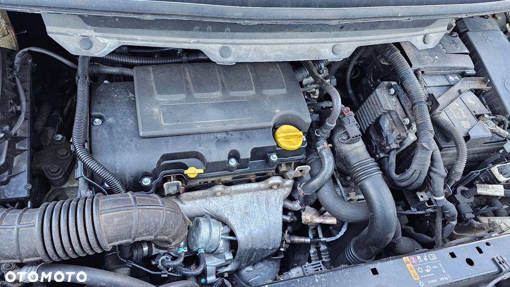 Opel Zafira Tourer 1.4 Turbo Automatik Sport - 35