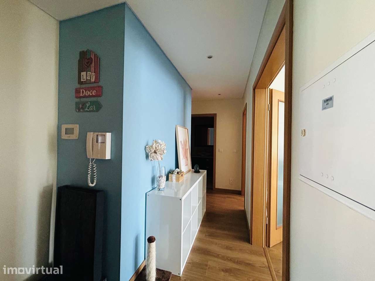 Apartamento T2 com garagem box e arrecadação - Grande imagem: 4/14