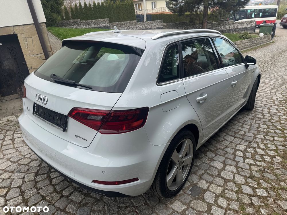 Audi A3 Sportback 1.4 TFSI g-tron S tronic design - 19