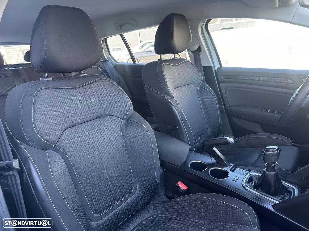Renault Mégane Sport Tourer - 52