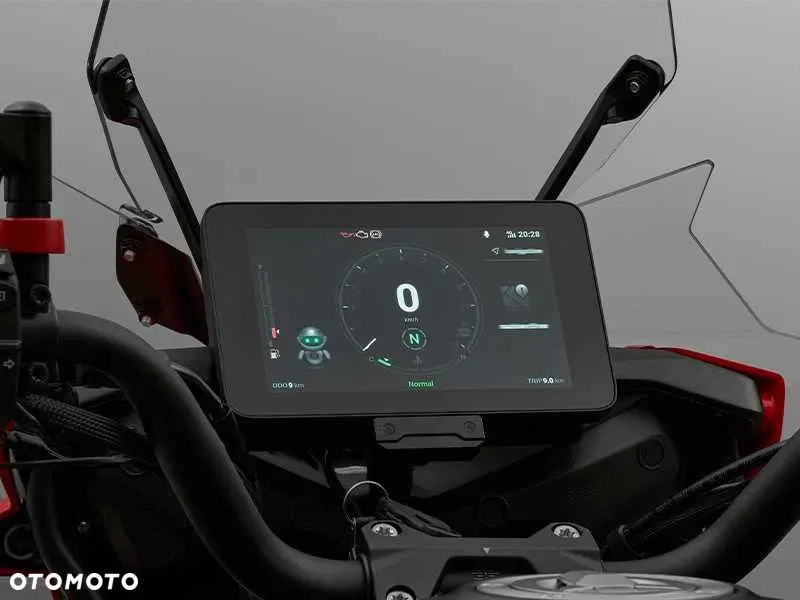 QJMOTOR 900 S - 4