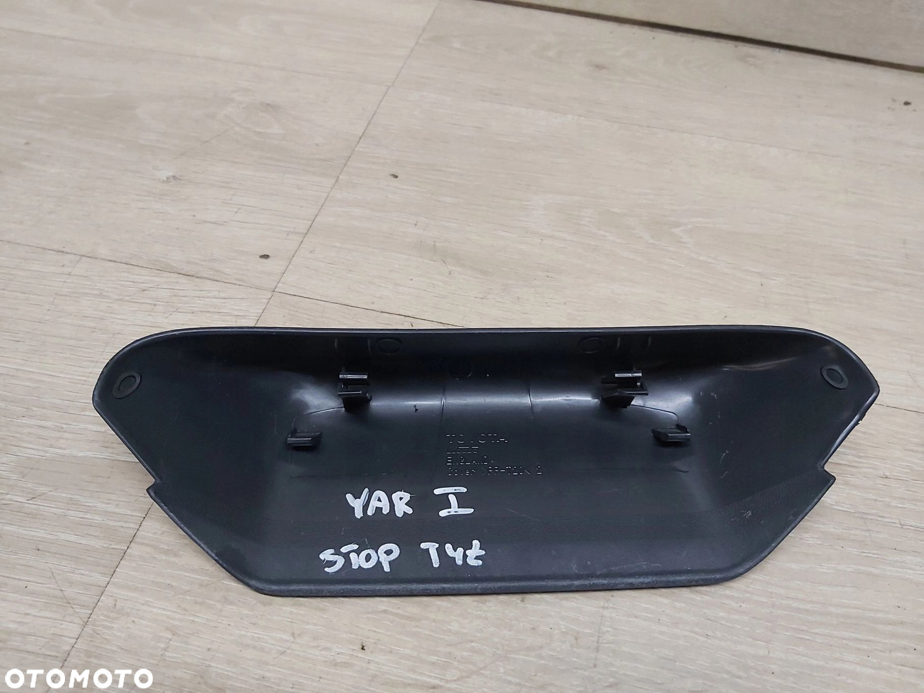 Toyota Yaris I 99 - 05 osłona plastik światła stop - 2