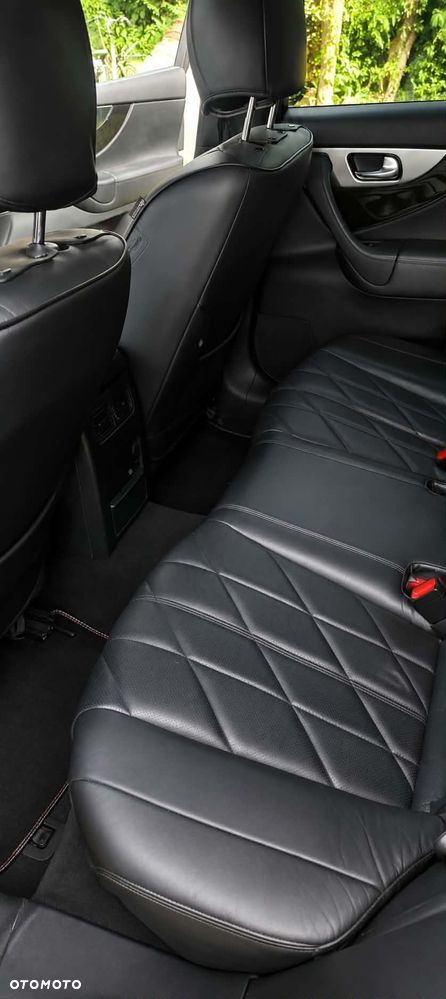 Infiniti FX FX30d S Premium - 11