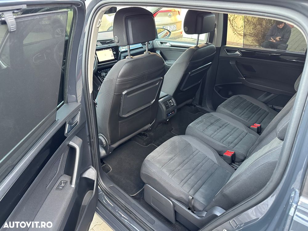 Volkswagen Touran 2.0 TDI DSG Highline - 12