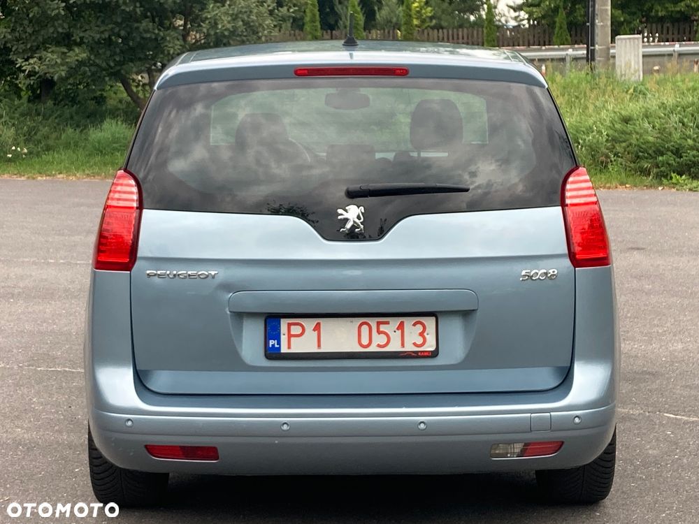 Peugeot 5008 - 12