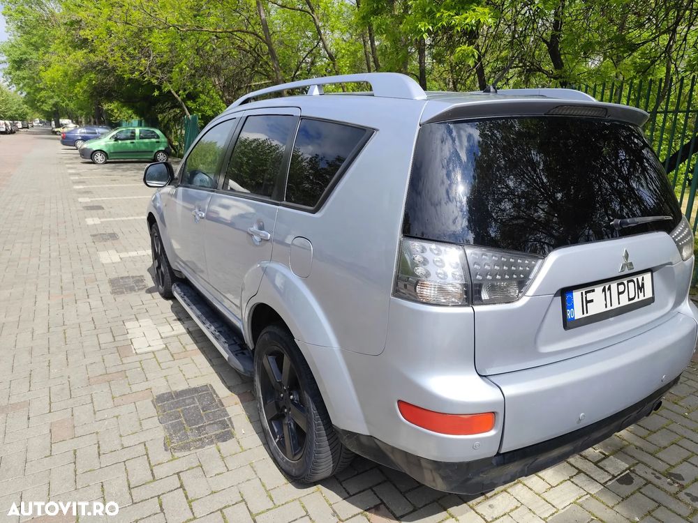 Mitsubishi Outlander 2.0 DI-D Instyle+ - 10
