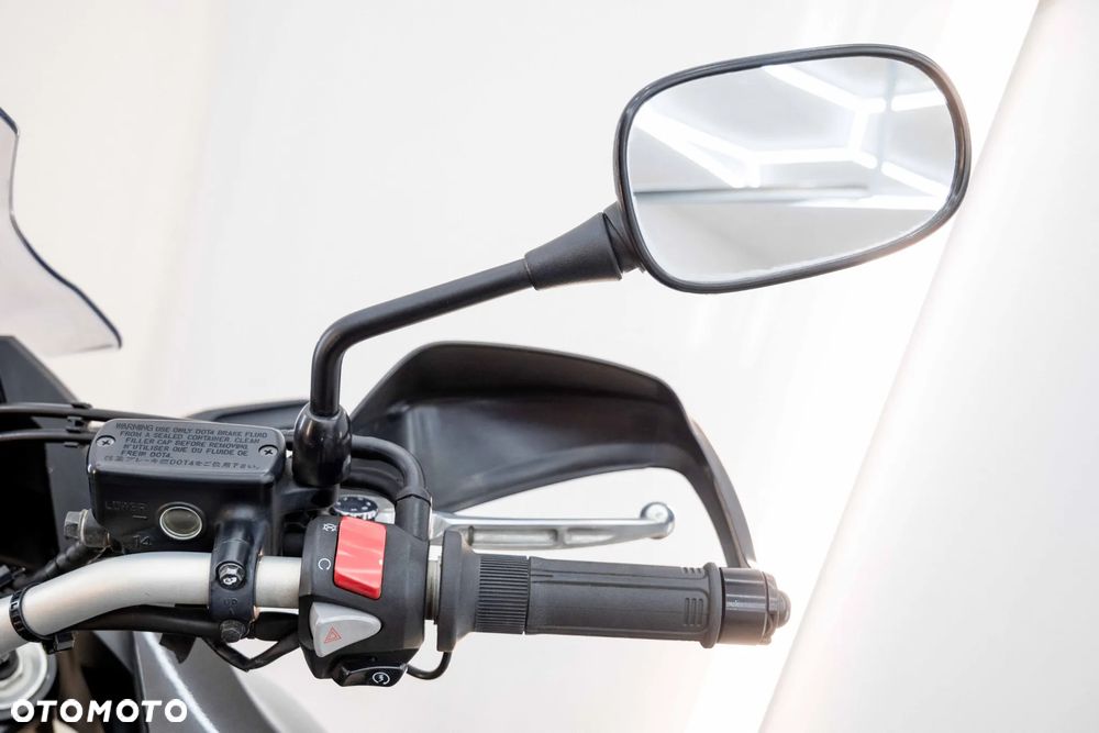 Honda VFR - 27