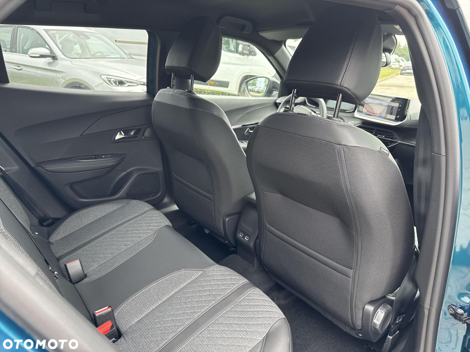 Peugeot 2008 - 15