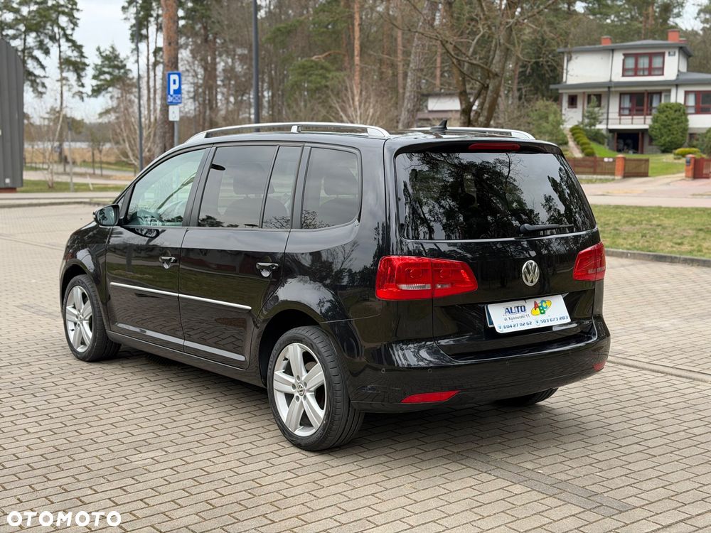 Volkswagen Touran 2.0 TDI Highline - 5