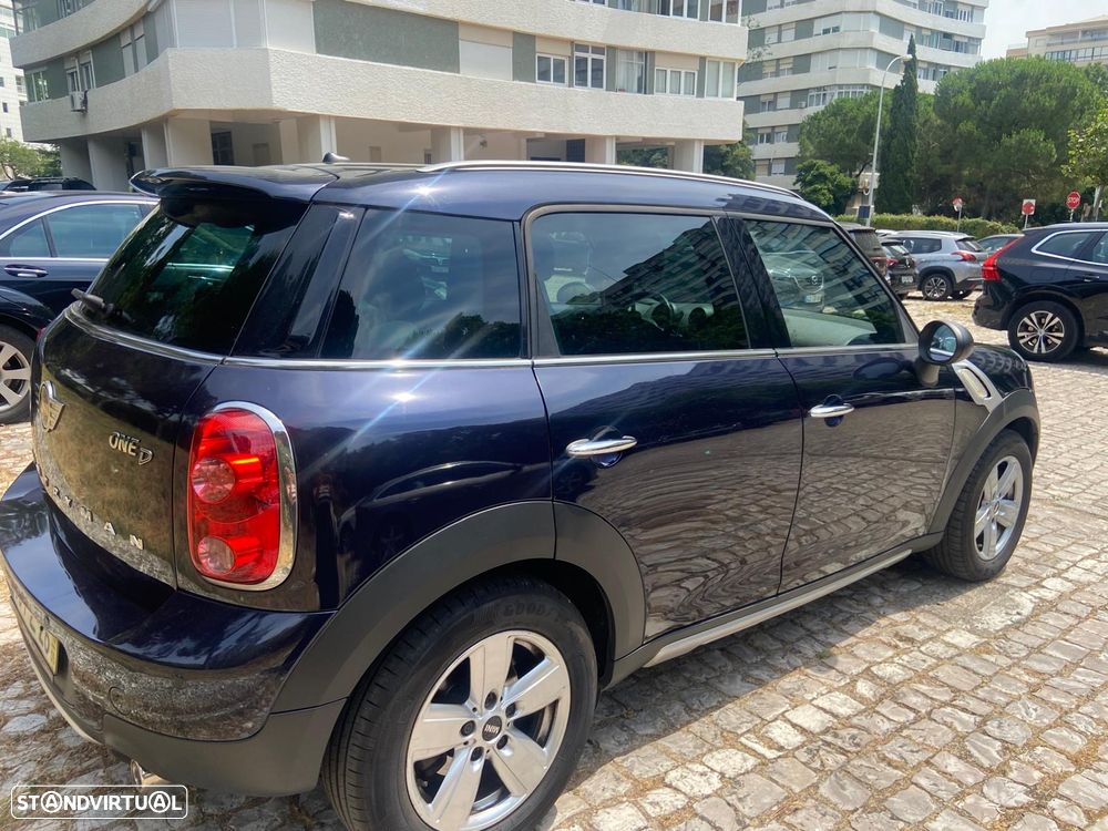 MINI Countryman One D - 11