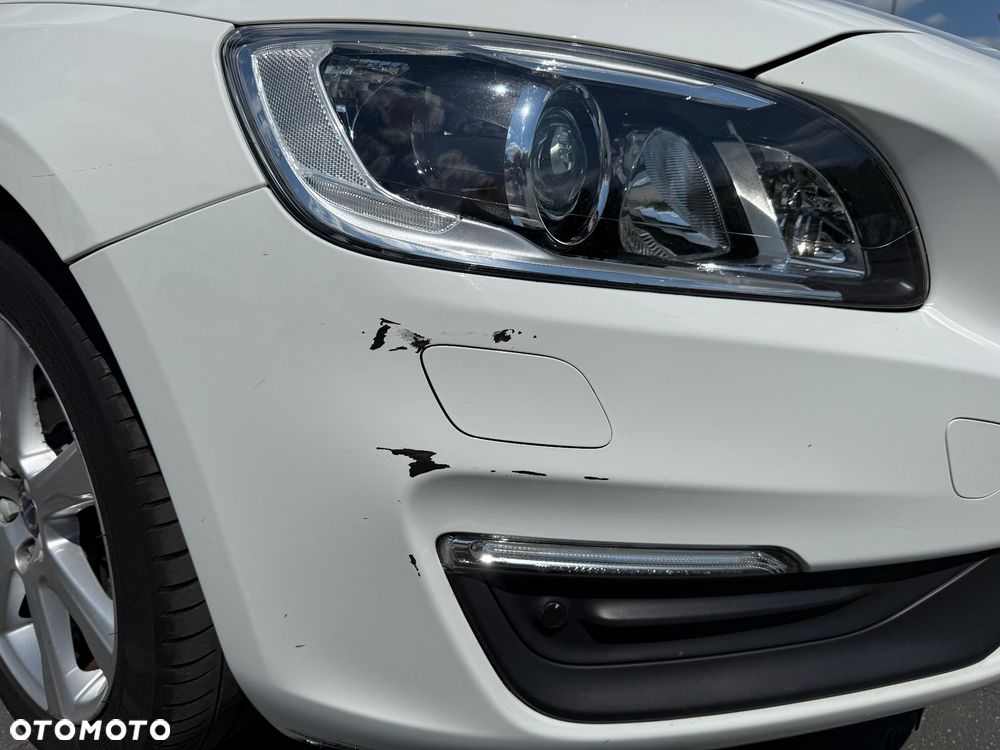 Volvo S60 D3 Drive-E Momentum - 22