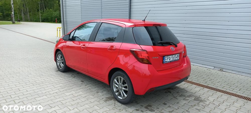 Toyota Yaris 1.0 Active EU6 - 4