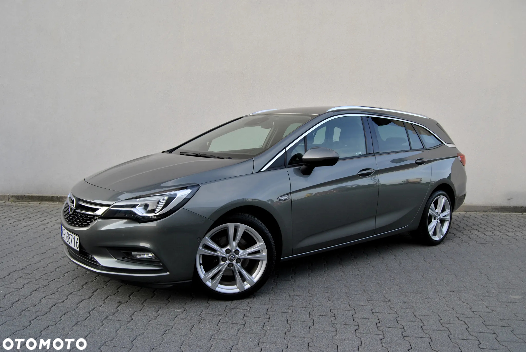 Opel Astra 1.6 BiTurbo D Start/Stop Sports Tourer Ultimate - 3