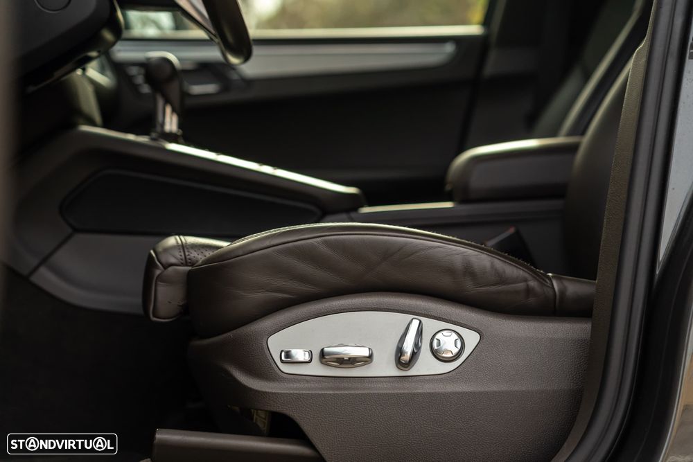 Porsche Macan S - 15