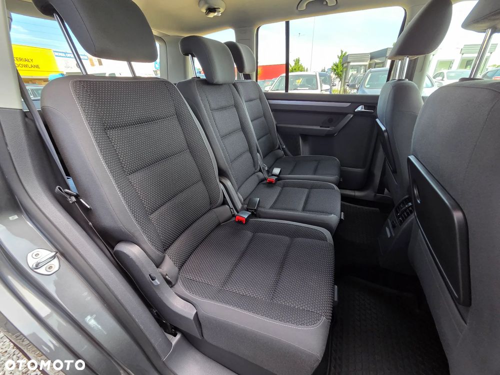 Volkswagen Touran 1.6 TDI DPF BlueMotion Technology Comfortline - 11
