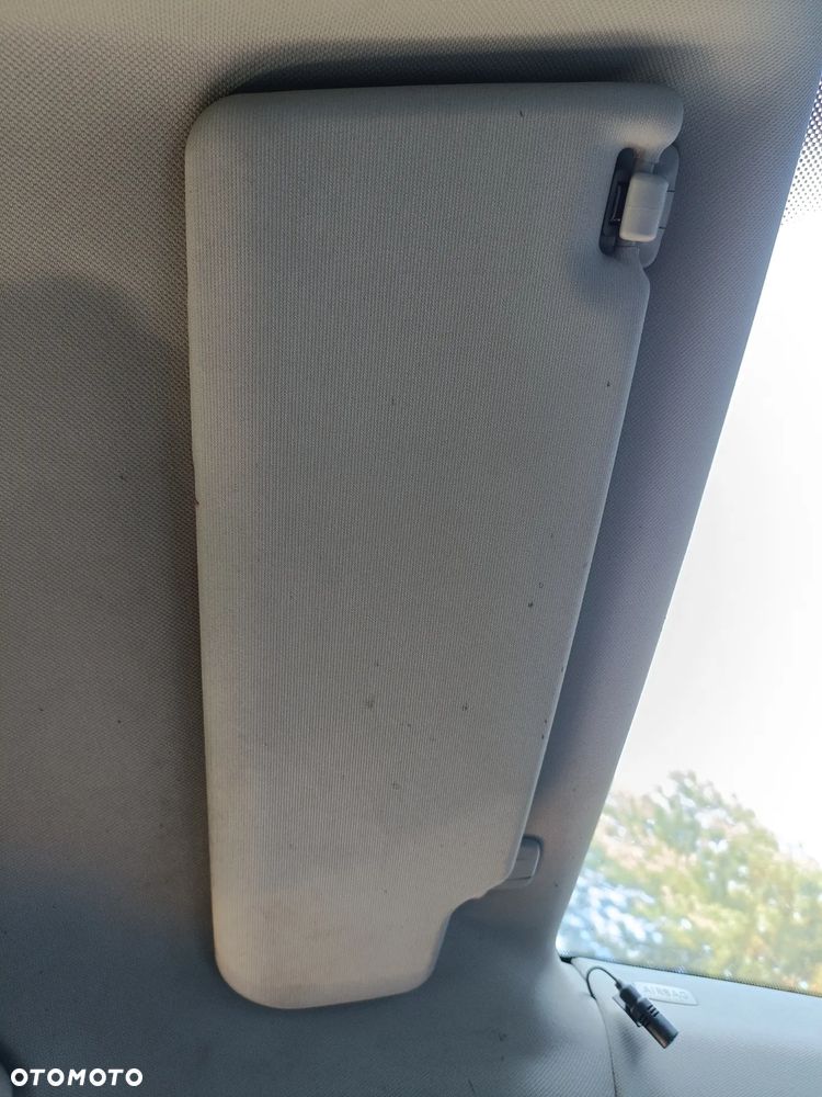 VOLKSWAGEN JETTA V 5 05-11 2007 r. daszek lewy osłona przeciwsłoneczna lewa  * - 2