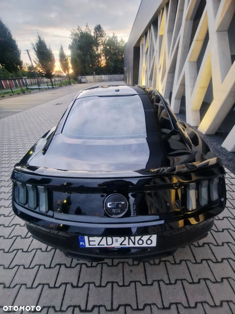 Ford Mustang - 12