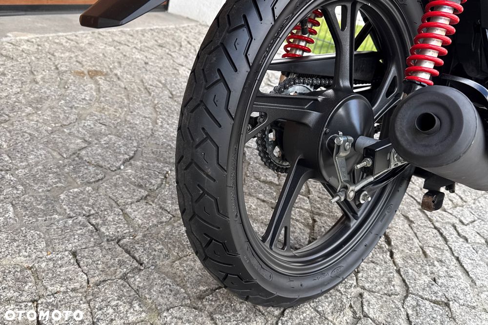 Honda CBF - 10