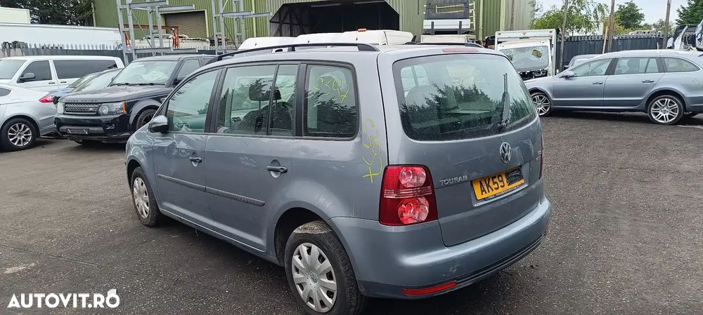 Dezmembrari / Dezmembrez Volkswagen Touran (1T1, 1T2) Facelift 1.9 TDI BLS cutie viteze manuală cod culoare LR7N - 3