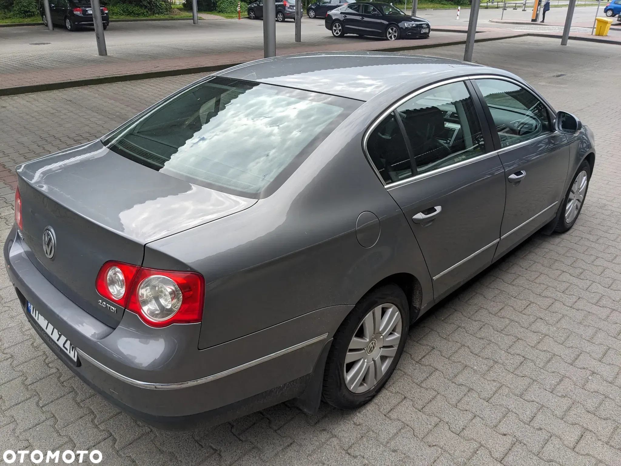 Volkswagen Passat - 3
