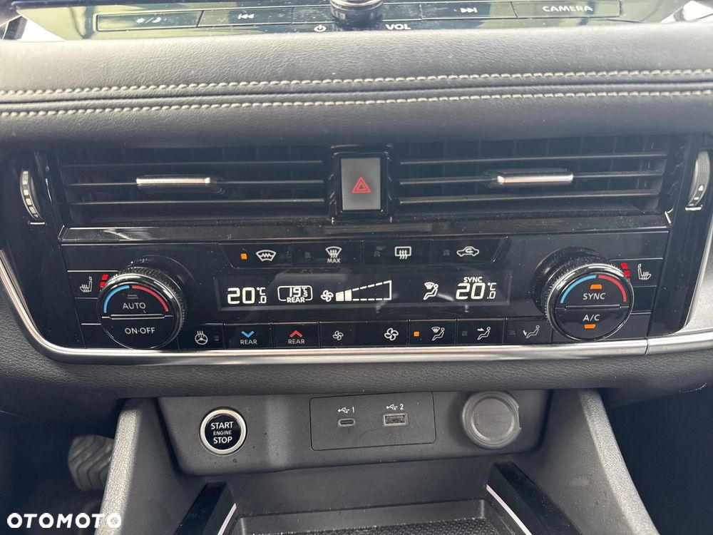 Nissan X-Trail 1.5 VC-T mHEV N-Connecta 2WD Xtronic 7os - 24