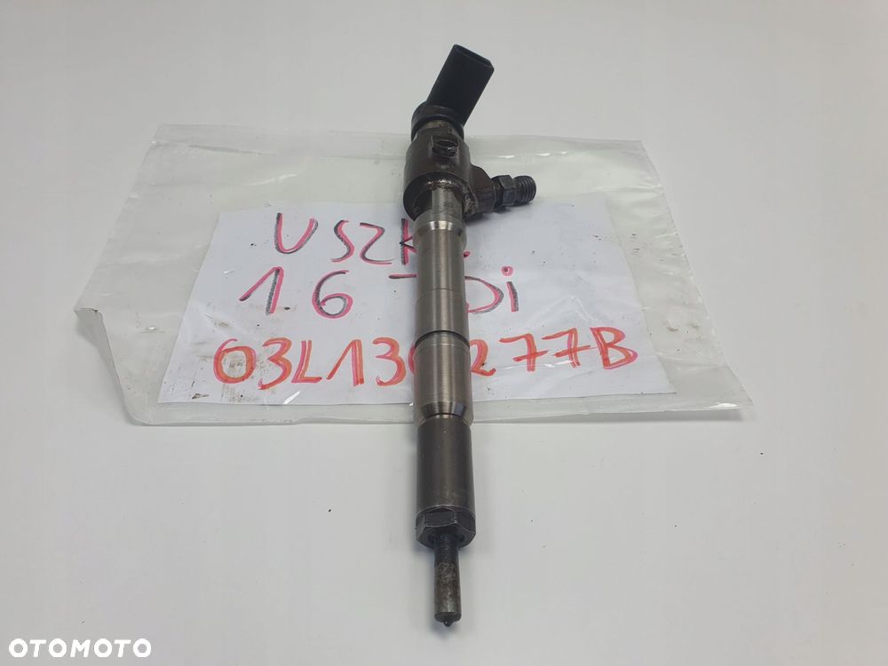 Seat Ibiza IV 1.6 TDI WTRYSKIWACZ 03L130277B - 3