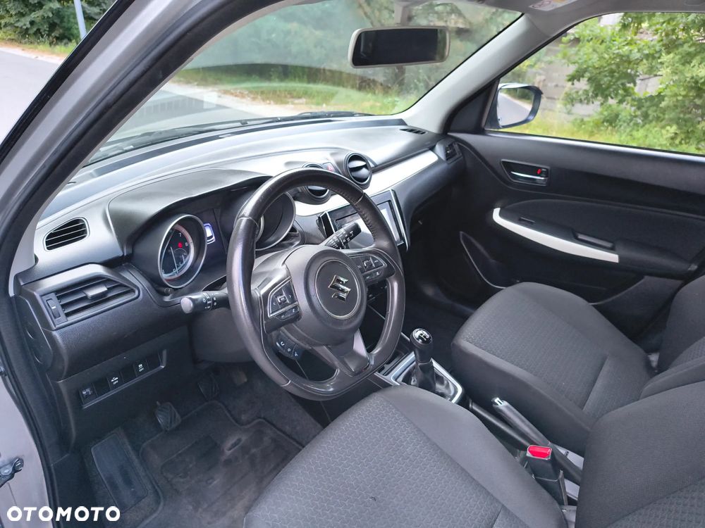 Suzuki Swift 1.2 Dualjet Comfort - 8