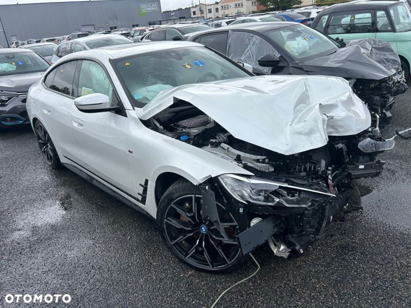 BMW i4 - 1