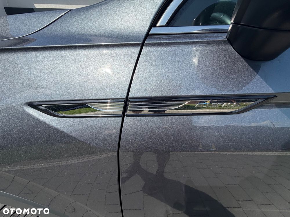 Volkswagen Tiguan Allspace 1.5 TSI EVO Life DSG - 25