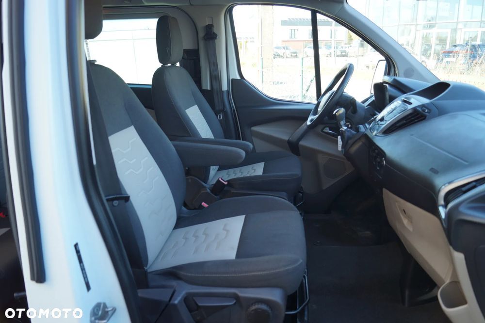 Ford Transit Custom - 22