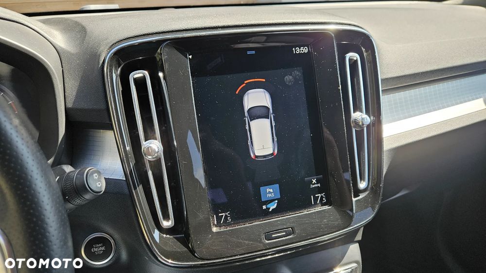 Volvo XC 40 - 15