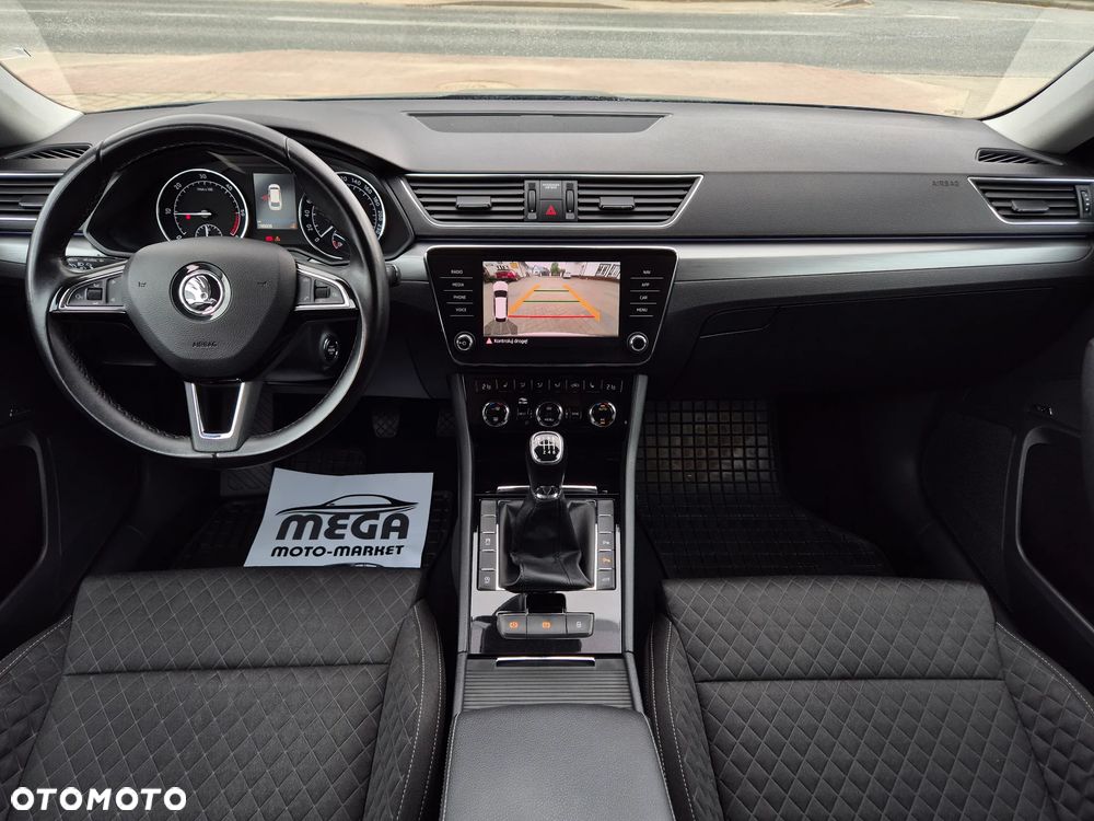 Skoda Superb 2.0 TDI Ambition - 20