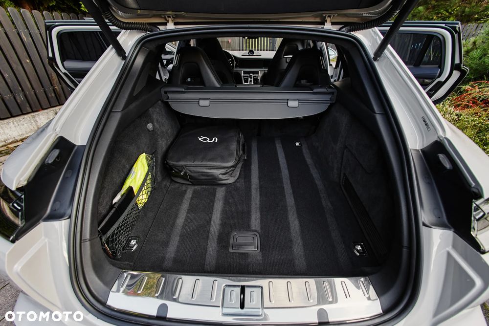 Porsche Panamera 4S E-Hybrid Sport Turismo - 26