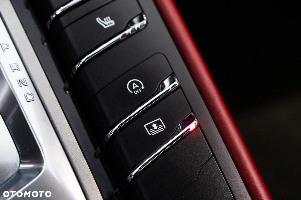 Porsche Panamera - 26