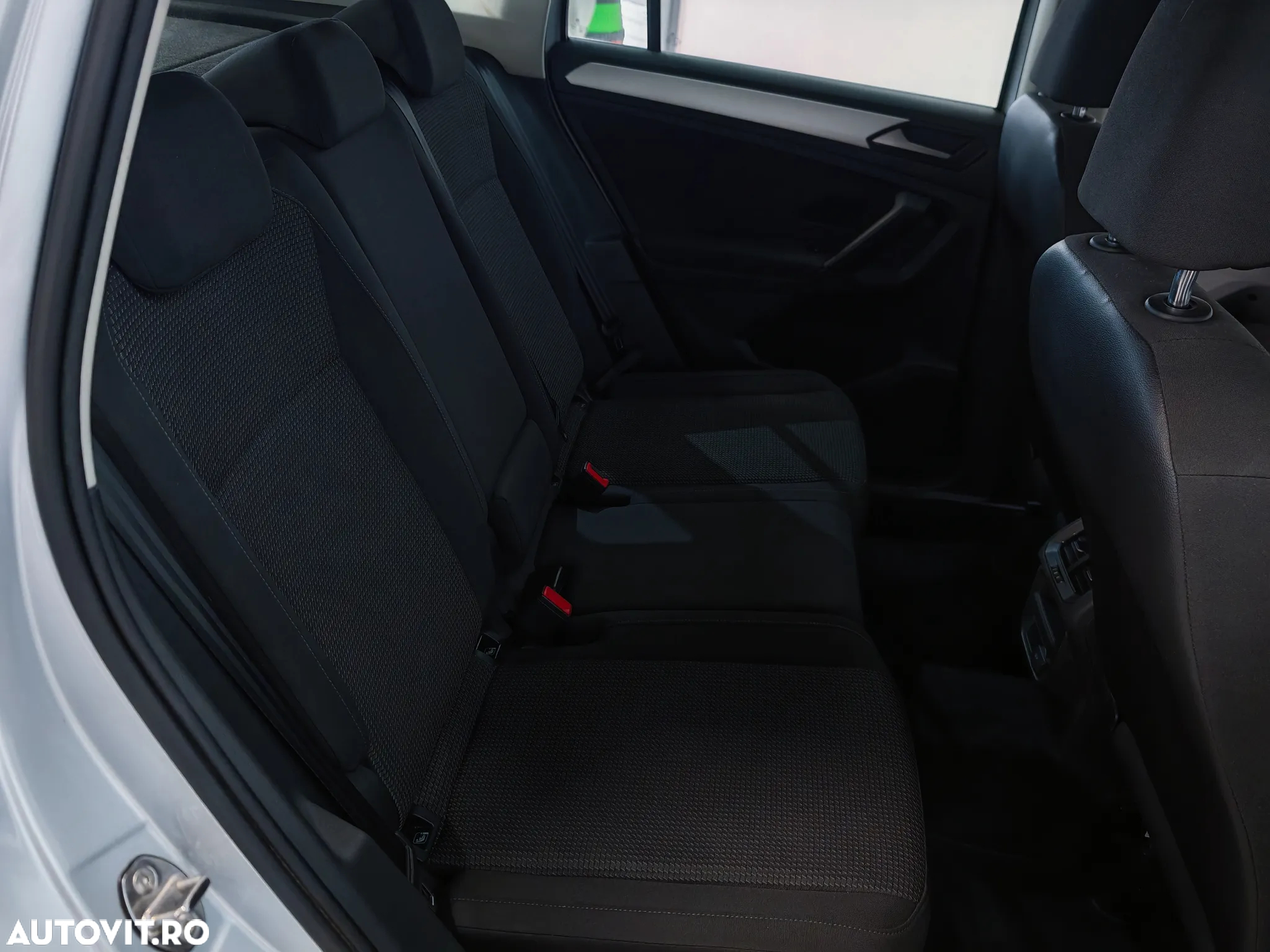 Volkswagen Tiguan - 23