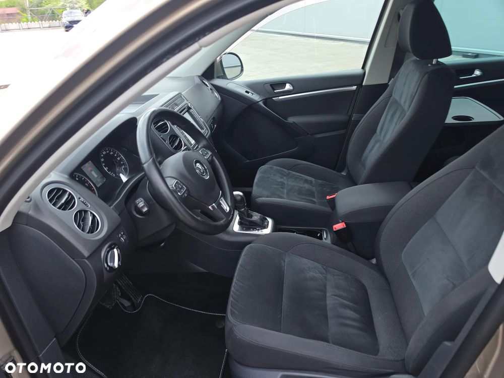 Volkswagen Tiguan 2.0 TDI DPF 4Motion BlueMotion Technology DSG Cup Sport & Style - 18