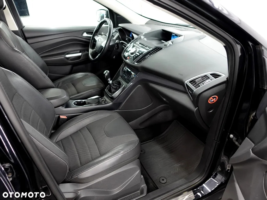 Ford Kuga 2.0 TDCi 4WD Titanium - 11