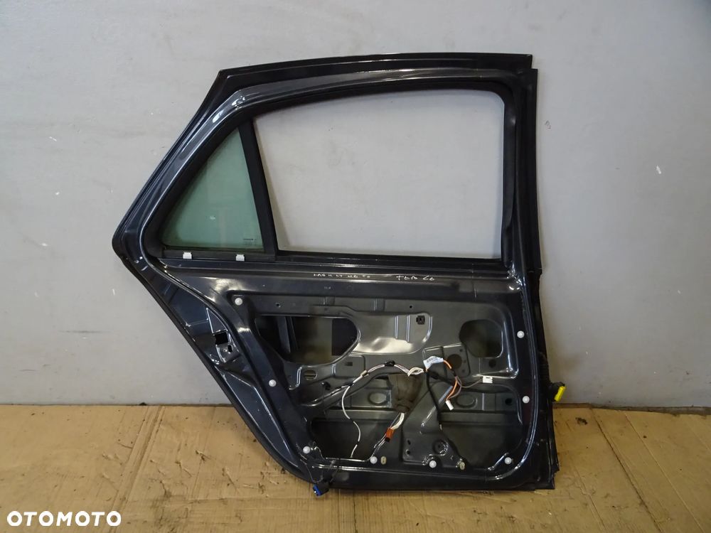 DRZWI LEWY TYŁ LEWE TYLNE RENAULT LAGUNA II LIFT LAK:TEB66 NR1196 - 11